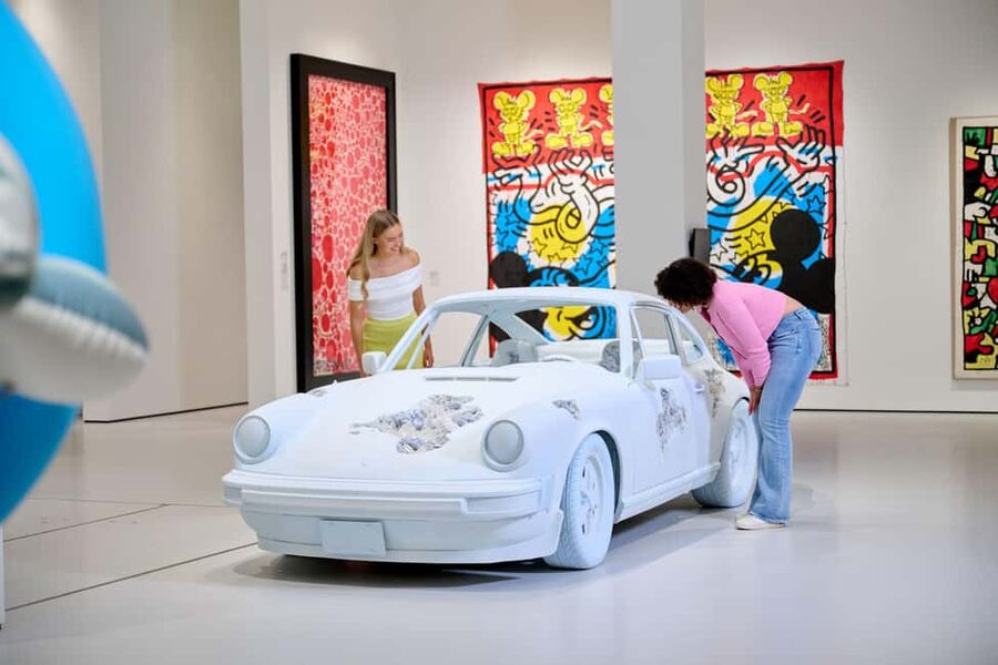 London: Tickets for Moco Modern & Contemporary Art Museum - Entering Moco Museum London, and what 90 minutes really means