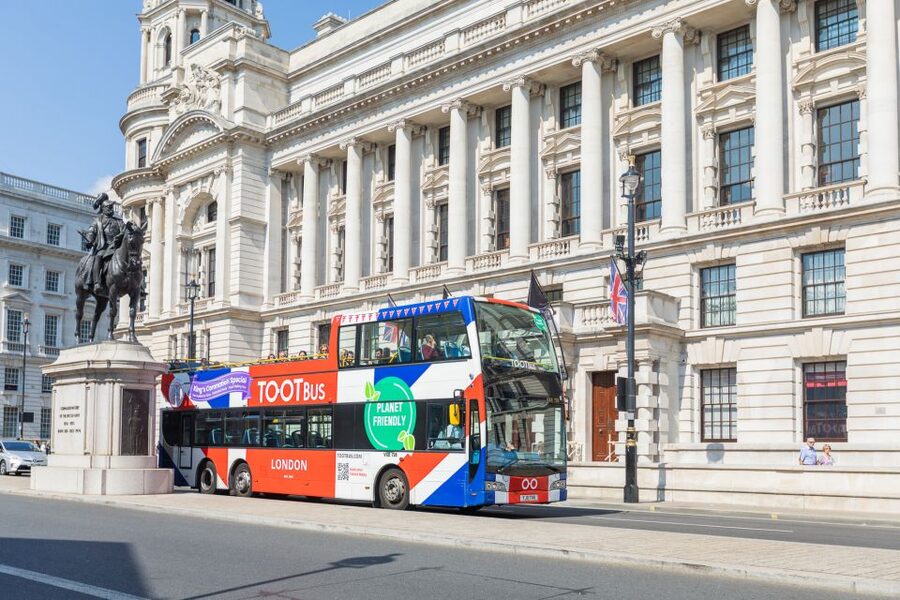 London: Tootbus Hop-on Hop-off (Optional River Cruise) - The app and audio: the real engine of this tour