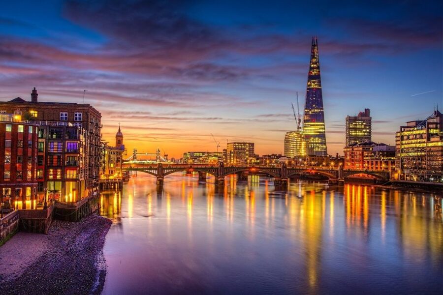 London: Tootbus London by Night Bus Tour - Starting at 1 Coventry Street: Easy to Find, Easy to Join