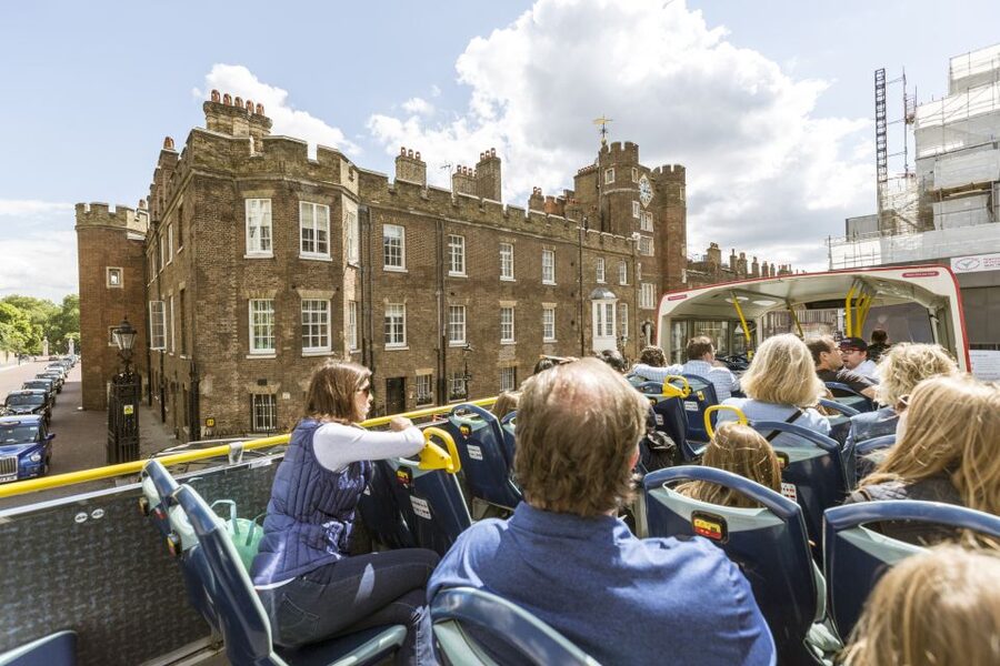London: Tootbus Must-See Hop-On Hop-Off Bus Tour with Cruise - Audio guide and the app: your personal city director