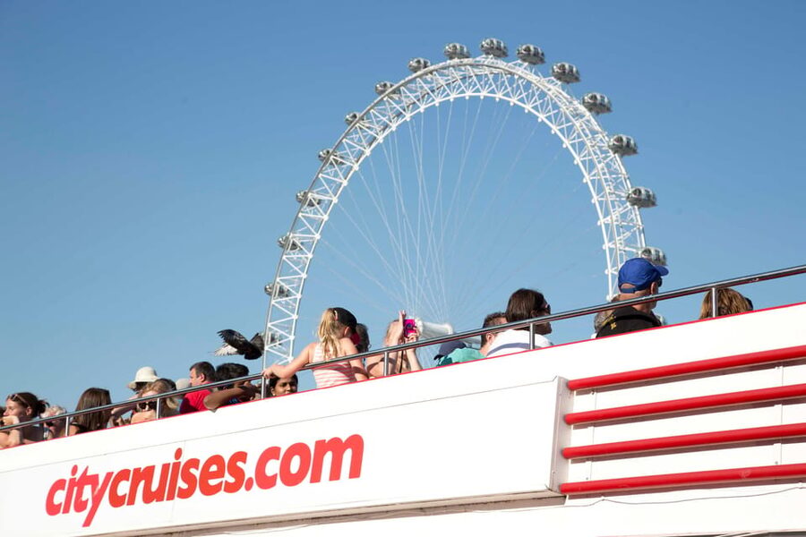 London: Tootbus Must-See Hop-On Hop-Off Bus Tour with Cruise - How hop-on hop-off works in real life
