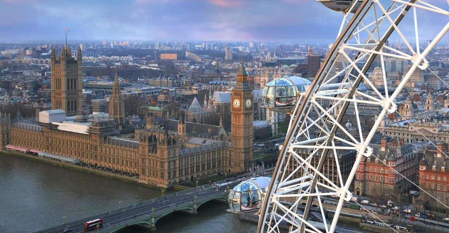 London: Top 30 Sights Walking Tour and London Eye Ride - Westminster landmarks: Downing Street, Abbey, Big Ben, and Parliament