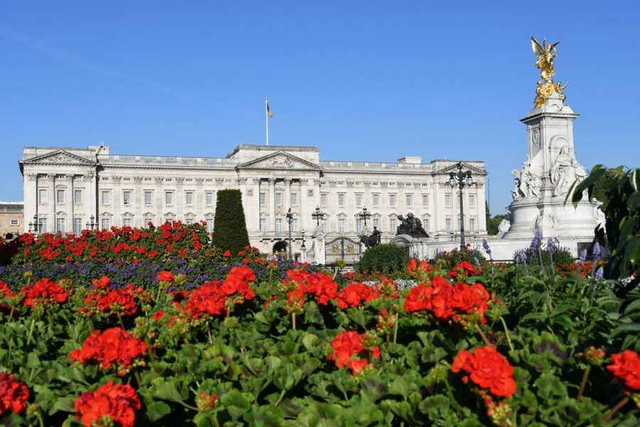 London: Top 30 Sights Walking Tour and Tower Bridge Exhibit - Should You Book This Tour?