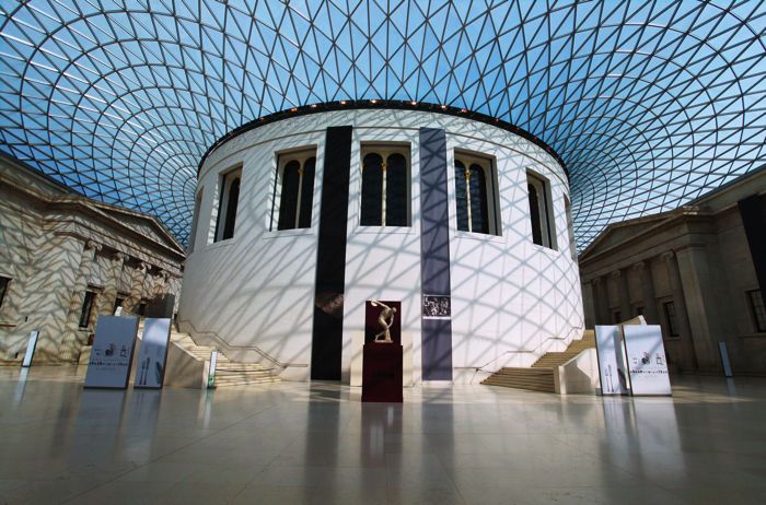 London: Tour of the British Museum - Outside the museum, classical Greece vibes set the tone