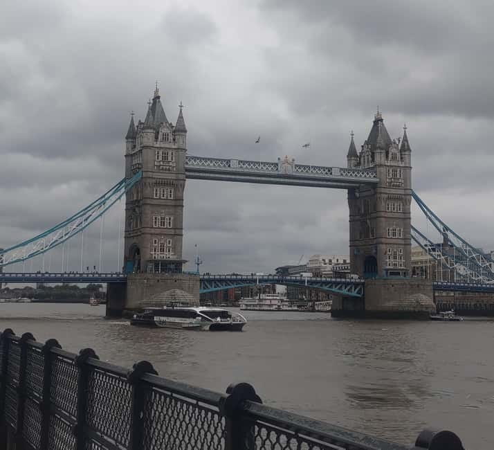 London: Tower of London and Tower Bridge Private Tour - Meeting Near Millennium Pier, then Tower Bridge First