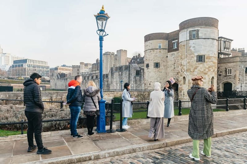 London: Tower of London Early Access w/ Beefeater and Jewels - The Yeoman Warder audience, the part you will remember
