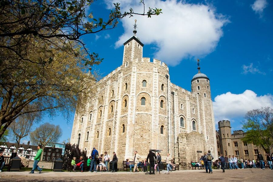 London: Tower of London, Hop-on, Hop-off Bus & River Cruise - The best bus stops to prioritize, and what you should actually do there