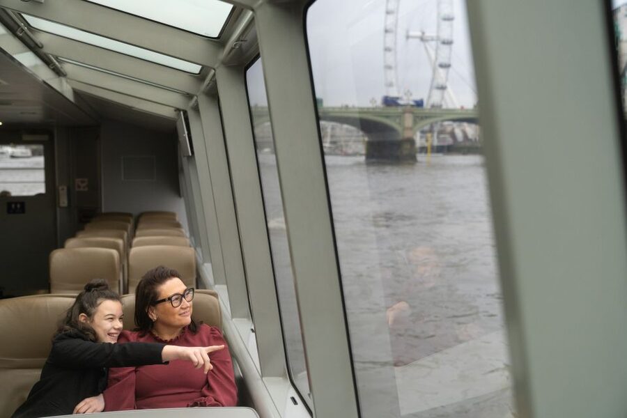 London: Uber Boat 1-Day Hop-On Hop-Off and Cable Car Tickets - Who Should Book This and Who Might Reconsider It