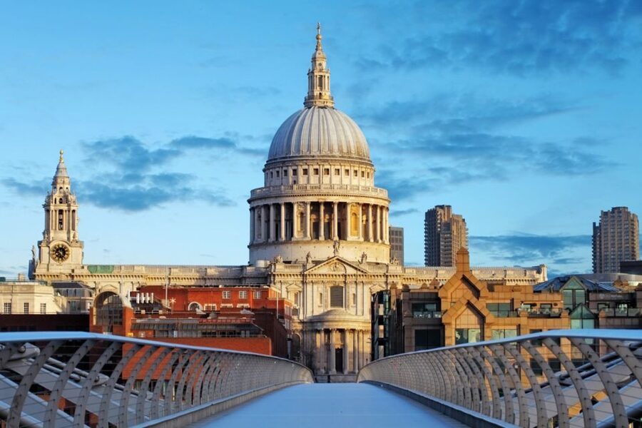 London Vintage Bus Tour and Cream Tea at Harrods - Key things that make this tour worth your time