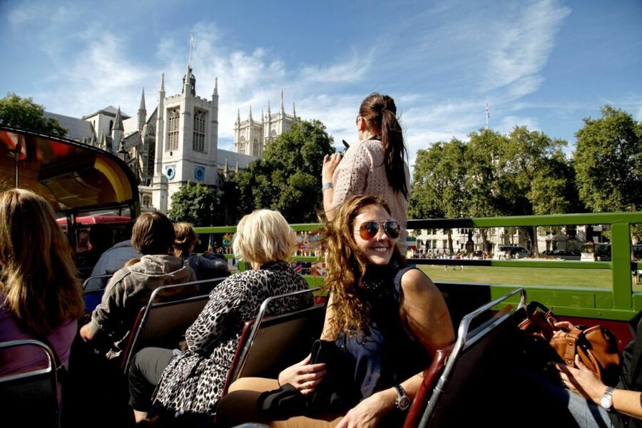 London Vintage Bus Tour and Cream Tea at Harrods - Who should book this tour (and who might skip it)