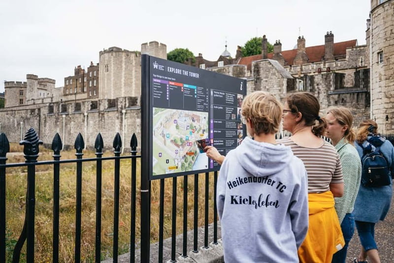 London: VIP Tower Opening Ceremony, Crown Jewels & Cruise - Who should book this VIP Tower opening ceremony tour