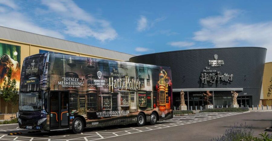 London: Warner Bros. Studio Harry Potter Tour & Branded Bus - Diagon Alley and Gringotts: walking in the characters’ footsteps