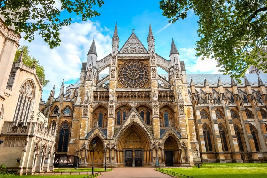 London: Westminster Abbey Priority Access & Guided City Tour - Westminster in 3 Hours: Why this walk feels worth it