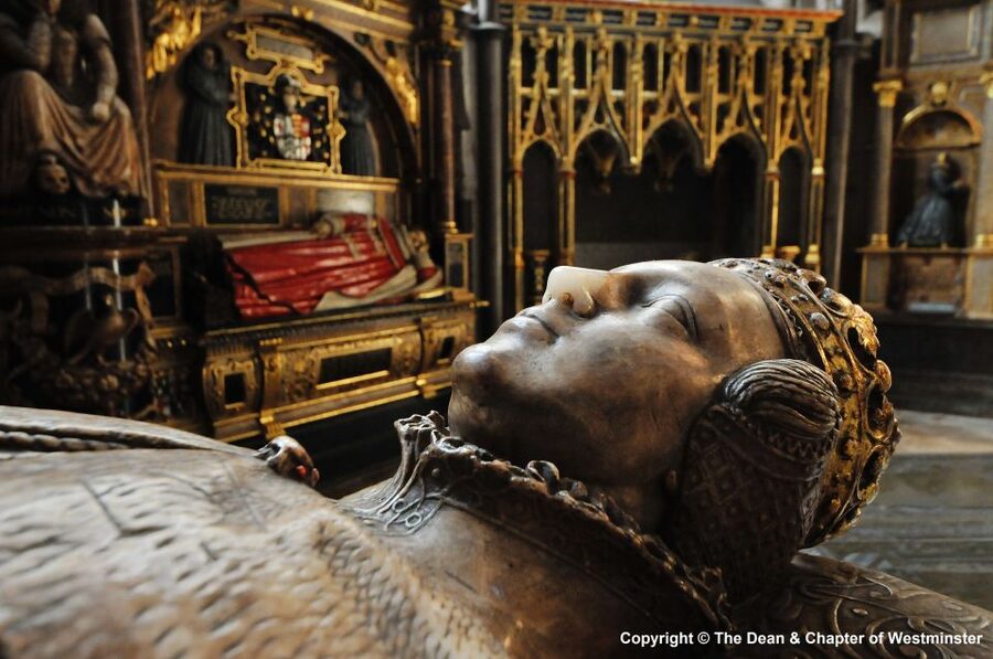 London: Westminster Abbey Tour with a Royal Heritage Guide - Coronation Chair and Gothic Details You Actually Learn to See