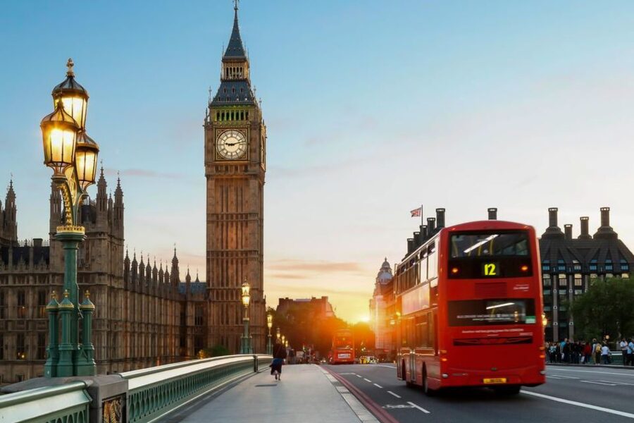 London: Westminster Tour, River Cruise, and Tower of London - What the guide style tends to deliver (and why it matters)