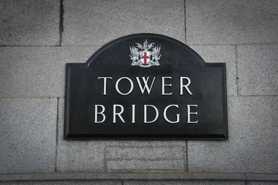 London: Westminster Walking Tour & Visit Tower Bridge - Meet at the Ritz, Walk Westminster, Then Cross Tower Bridge (5 Hours Total)