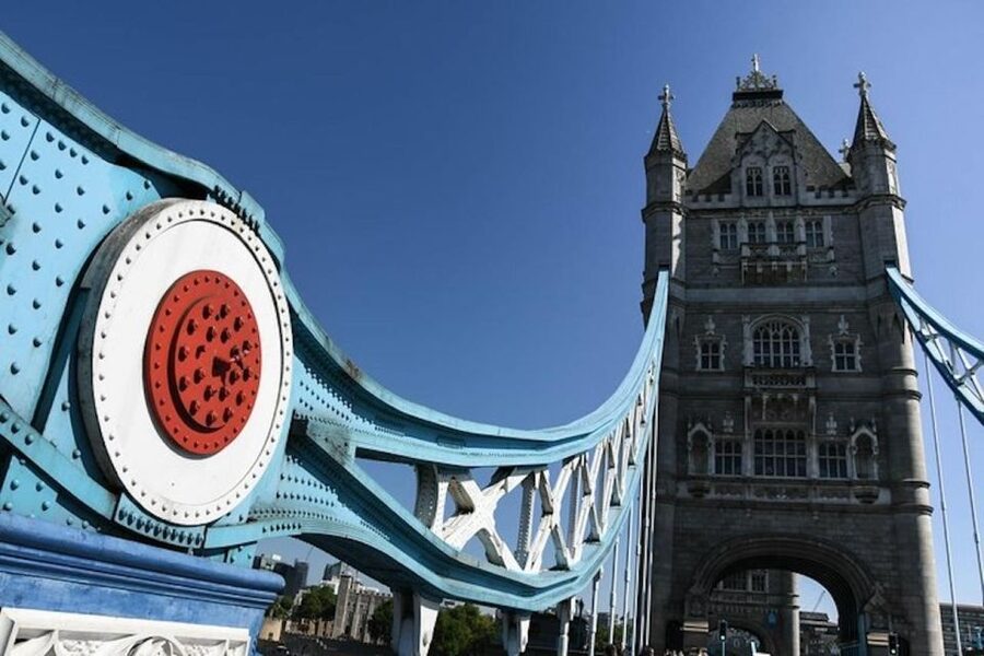 London: Westminster Walking Tour & Visit Tower Bridge - Westminster on Foot: How You Actually See the Power in Stone