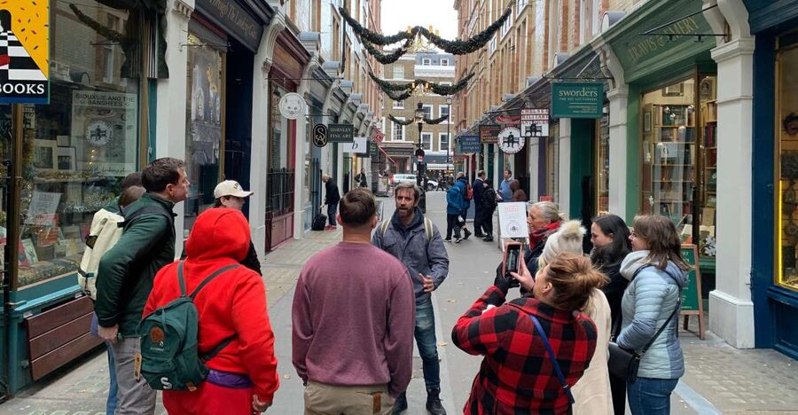 Magical Movies: London Harry Potter Tour - From Piccadilly Circus to Leicester Square: building the movie mood