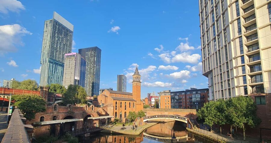 Manchester: '5 Quarters' Guided Walking Tour - Getting Oriented Fast: From Ancoats to St Peter’s Square