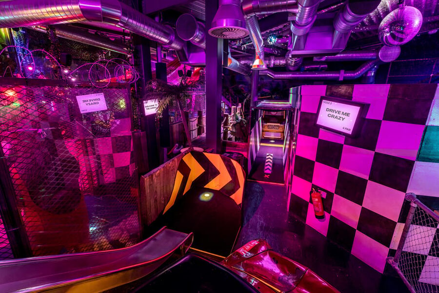 Manchester: Junkyard Golf Club Tickets for 9 or 18 Holes - What you actually get on the course: equipment and how gameplay works