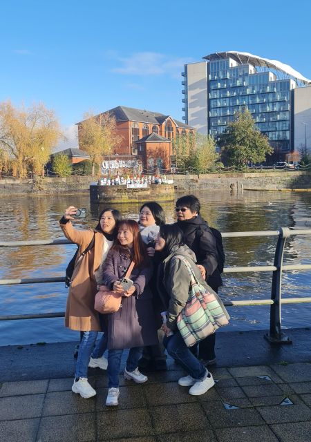 Manchester: Media City & The Quays Guided Walking Tour - Lowry Arts Centre stop: culture with a waterfront setting