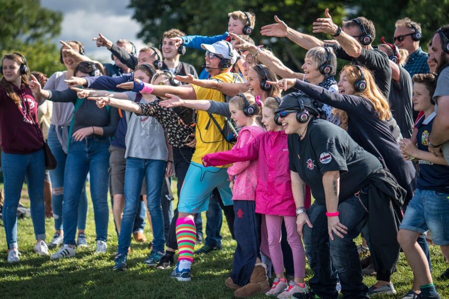 Manchester: Silent Disco Adventure Tour - Turning Manchester streets into a one-hour party