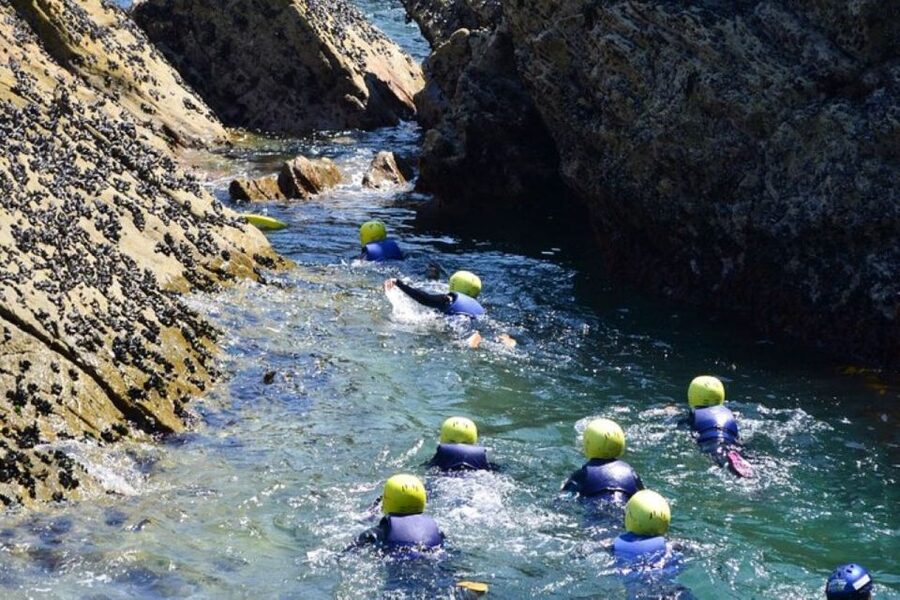 Newquay: Coasteering - Facilities and comfort: heated changing rooms and hot showers (with one caveat)