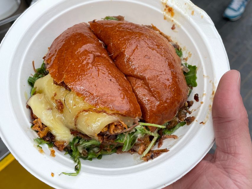 NO DIET CLUB - Bike and Food tour in London ! - The route starts at Archiduke, then turns into market-hopping