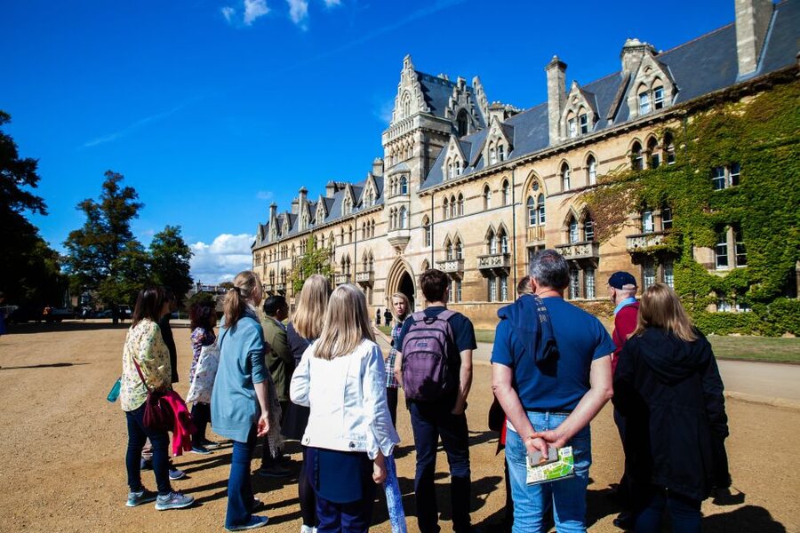 Oxford: 3-Hour Private Tour with Student Guide - Rain-or-Shine Touring That Still Works