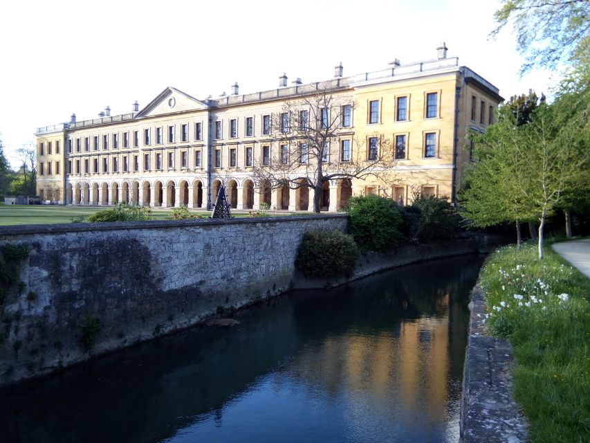 Oxford: C.S. Lewis & J.R.R. Tolkien Guided Walking Tour - Optional Pub Stop: A Nice Break, Not a Requirement