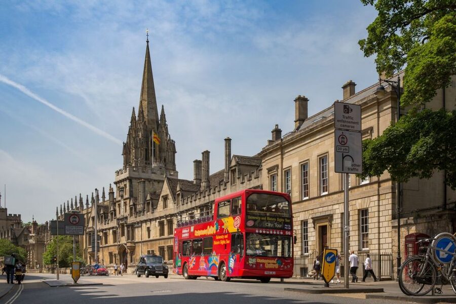 Oxford: City Sightseeing Hop-On Hop-Off Bus Tour - Railway Station, Park End Street, and Gloucester Green: The Start Without Confusion