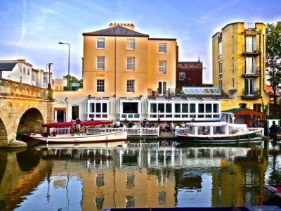 Guided Sightseeing River Cruise