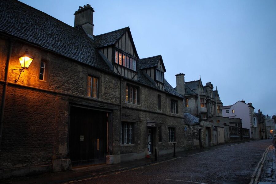 Oxford Official Ghost Tour - Who This Tour Is Best For (and Who Might Want Something Else)