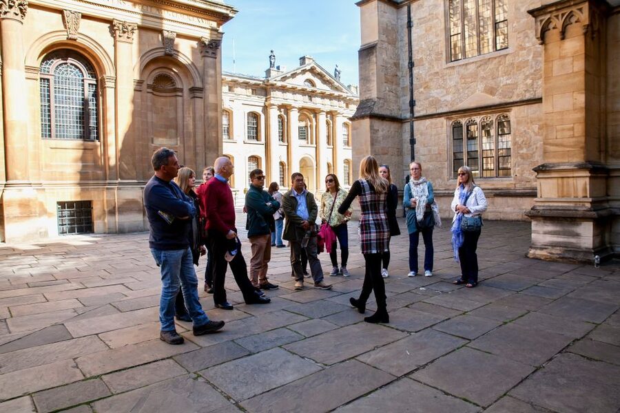 Oxford: Private Walking Tour with University Alumni Guide - University Church of St Mary the Virgin, then Christ Church’s Big Characters