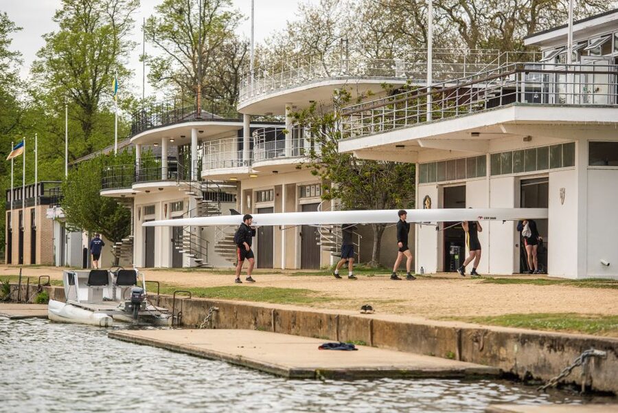 Oxford: Sightseeing River Cruise with Afternoon Tea - Best Time to Go and How to Pack for a Breezy River