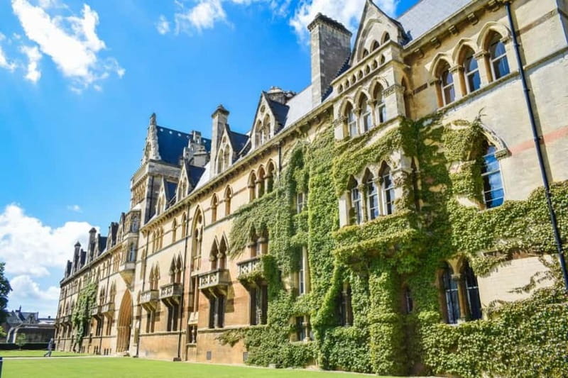 Oxford: Town & Gown Walking Tour - Should you book the Oxford Town and Gown walking tour?