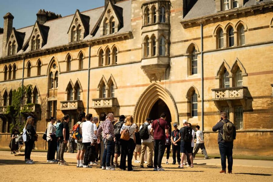 Oxford University: Walking Tour By Alumni™ & New College - Languages, pacing, and comfort details that affect your day