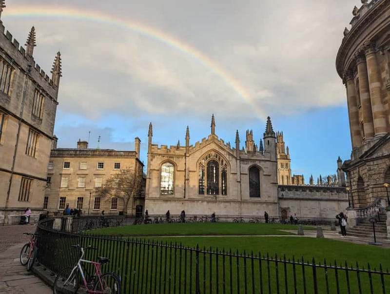 Oxford Walking Tour: Magic, University & Harry Potter Sites - Harry Potter, Wonka, Narnia, and Lord of the Rings on one walking route