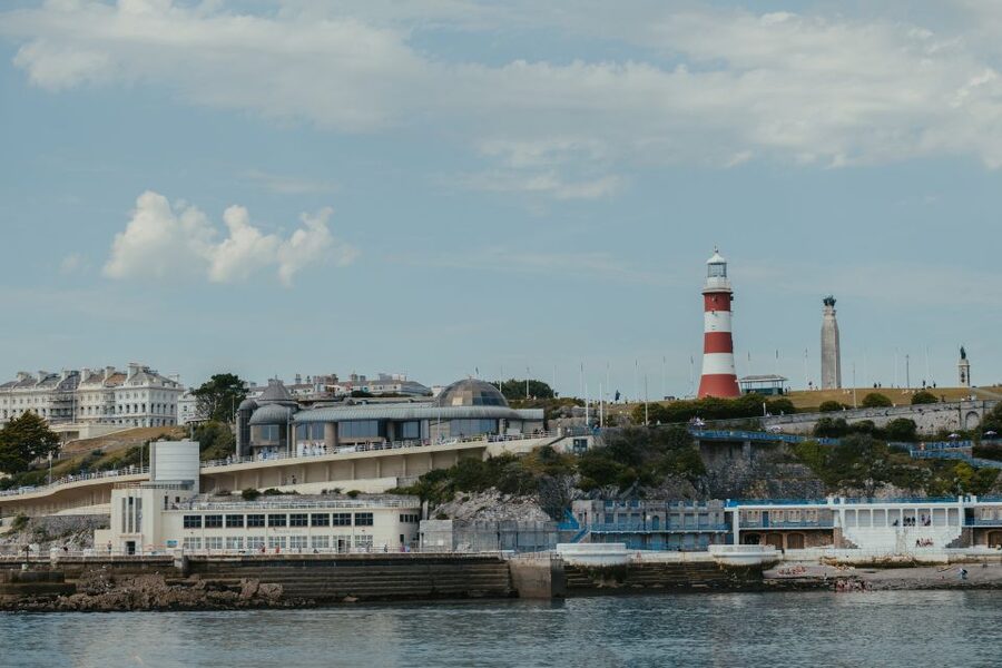 Plymouth: 1-Hour Scenic Harbour Cruise - Getting to the Barbican Landing Stage and the Mayflower Steps area