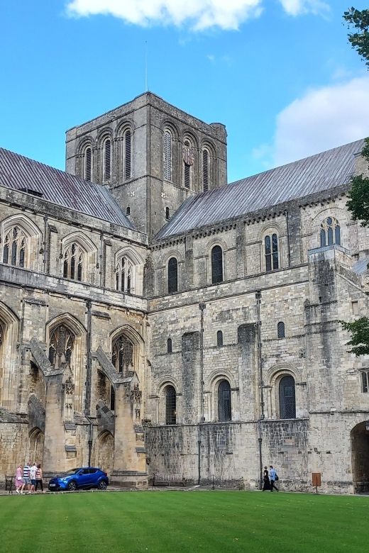Private Winchester Walking Tour - Private Group Size, Guide Style, and the Benefit of Asking Everything