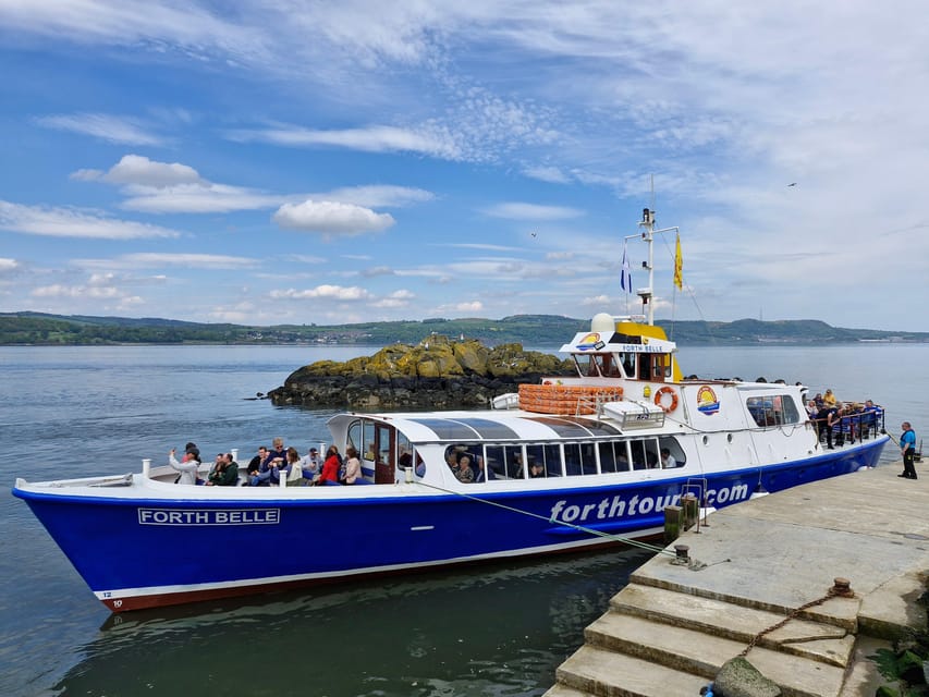 Queensferry: Sightseeing Cruise to Inchcolm Island - Cruising the Firth of Forth, where wildlife spotting is part of the fun