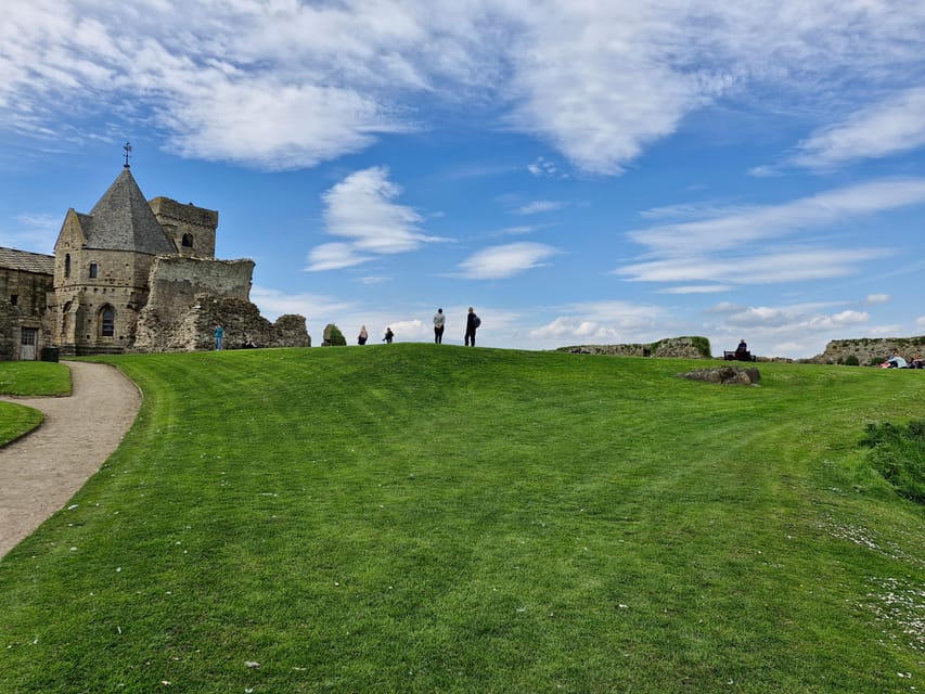 Queensferry: Sightseeing Cruise to Inchcolm Island - Inchcolm Island on foot: medieval abbey ruins and wartime defenses