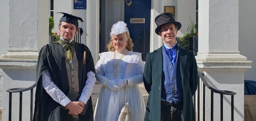 Rochester, Kent: Costumed Guided Tour - Castle Up Close: Siege Changes You Can Still Feel