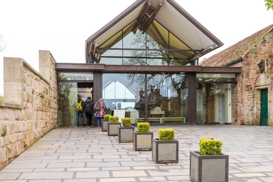 Rosslyn Chapel and Hadrian's Wall Small Group Day Tour - Price and value: how $120 stacks up for what you get