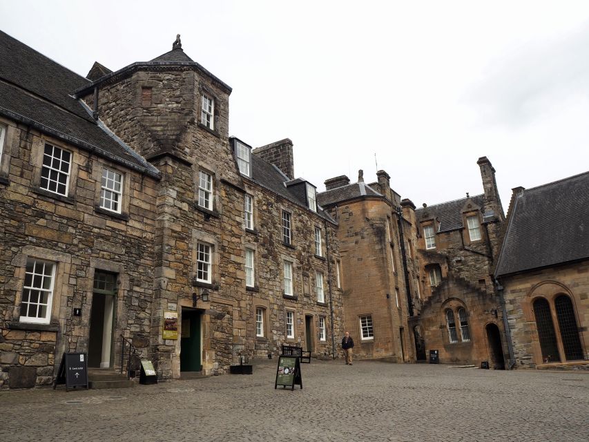 Rosslyn Chapel, Stirling Castle & Dunfermline Abbey Tour - Getting the Most Out of Your Day: Pacing, Breaks, and Group Energy