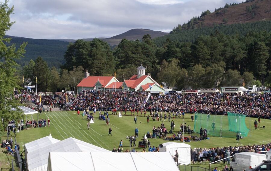 Royal Highland Braemar Gathering, transfer from Edinburgh - Royal Family sightings: what you can hope for, and what you should not assume