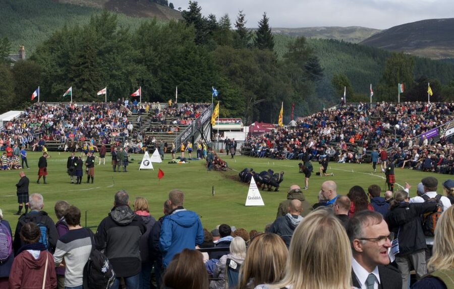 Royal Highland Braemar Gathering, transfer from Edinburgh - What to pack and how to handle food and timing
