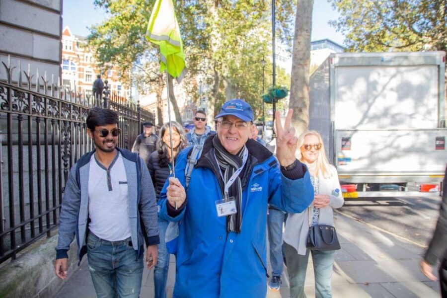 Royal London Walking Tour - Meeting at King’s Gallery: the easiest way to not miss the group