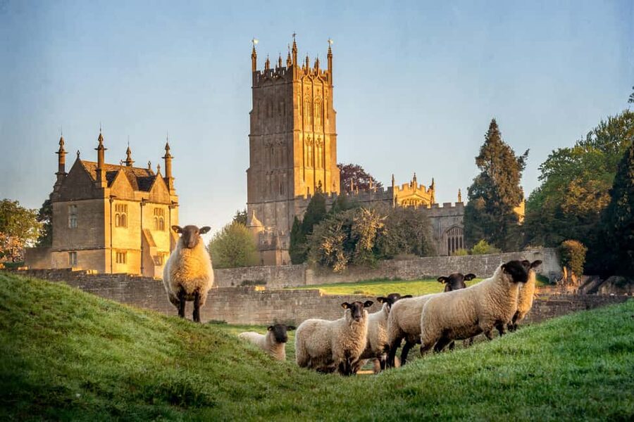 Secret Cotswolds: Private Tour of Picture-Perfect Villages - Starting in Moreton-in-Marsh, the easy launch for a Cotswolds day