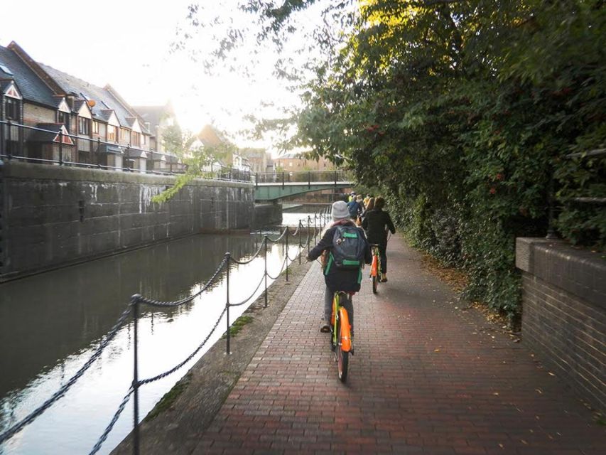 Secret London Tour by Bike - The East End Stretch: Old Docks, Brick Lane, and Everyday London Sounds